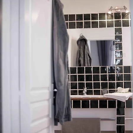 Bed & Breakfast D'hotes Le Pignie 4*