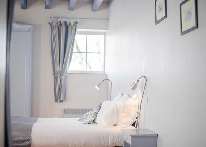 D'hotes Le Pignie לינה וארוחת בוקר Lescure-dʼAlbigeois