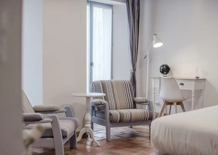 D'hotes Le Pignie לינה וארוחת בוקר Lescure-dʼAlbigeois